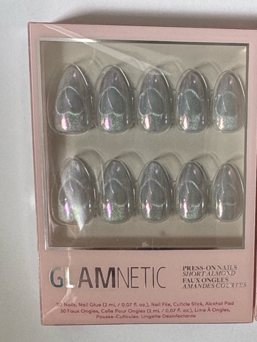 Press-On Nails Short Almond Silver Iridescent
